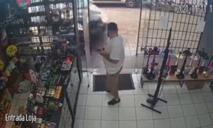 Read more about the article Moment Driver Crashes Into Shop And Misses Owner By Inches