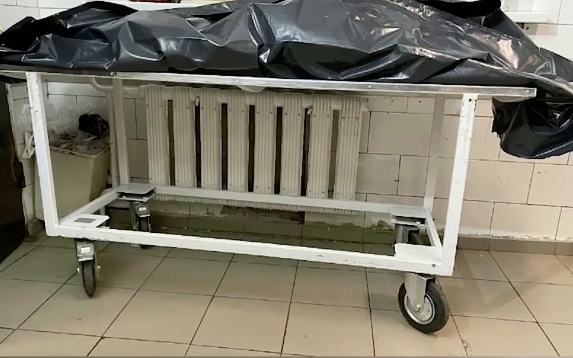 Read more about the article Mortuary Worker Films Countless Corpses Left To Rot In Russian Morgue