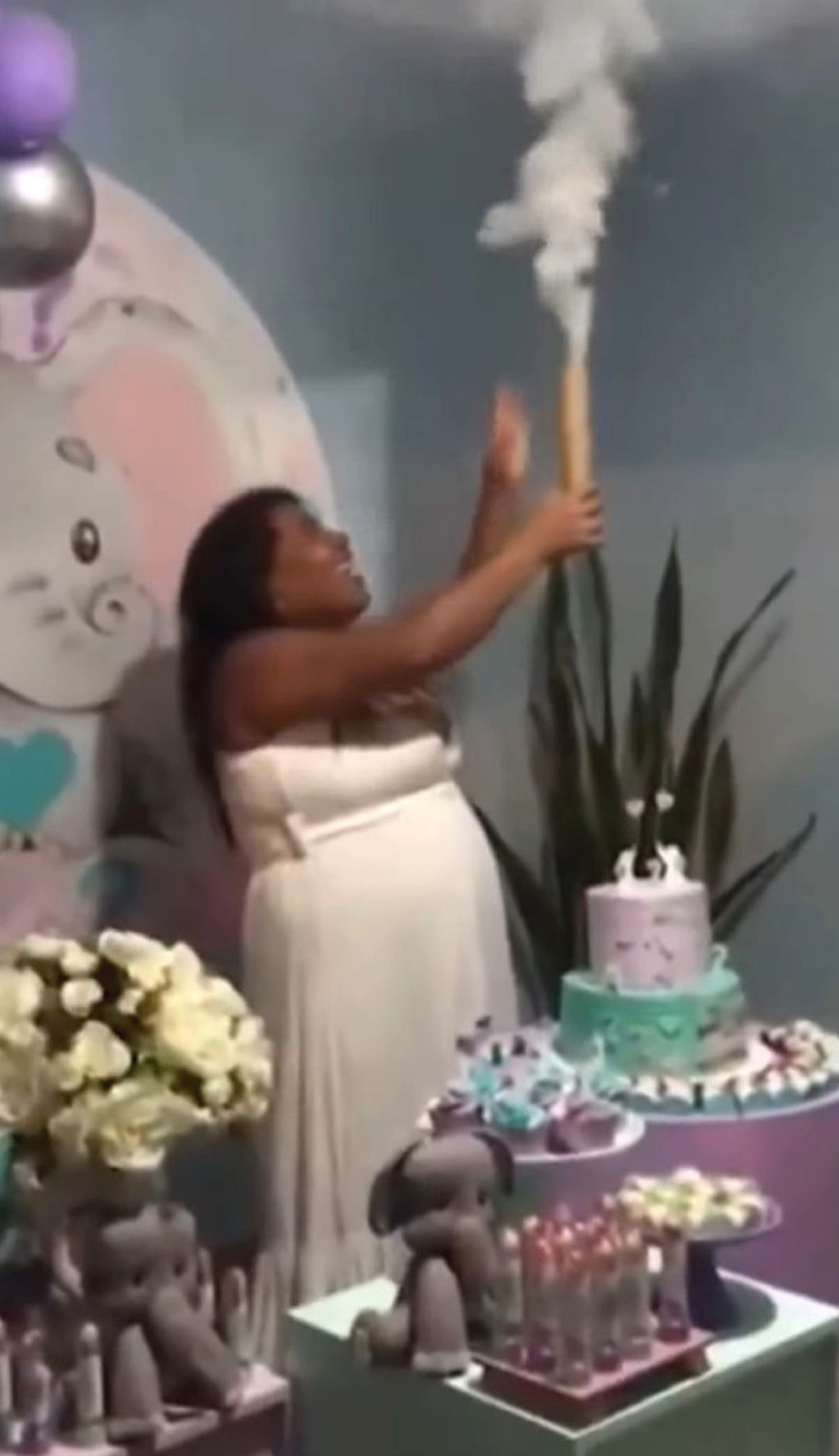 Read more about the article Pregnant Womans Dress Catches Fire During Baby Reveal Bash