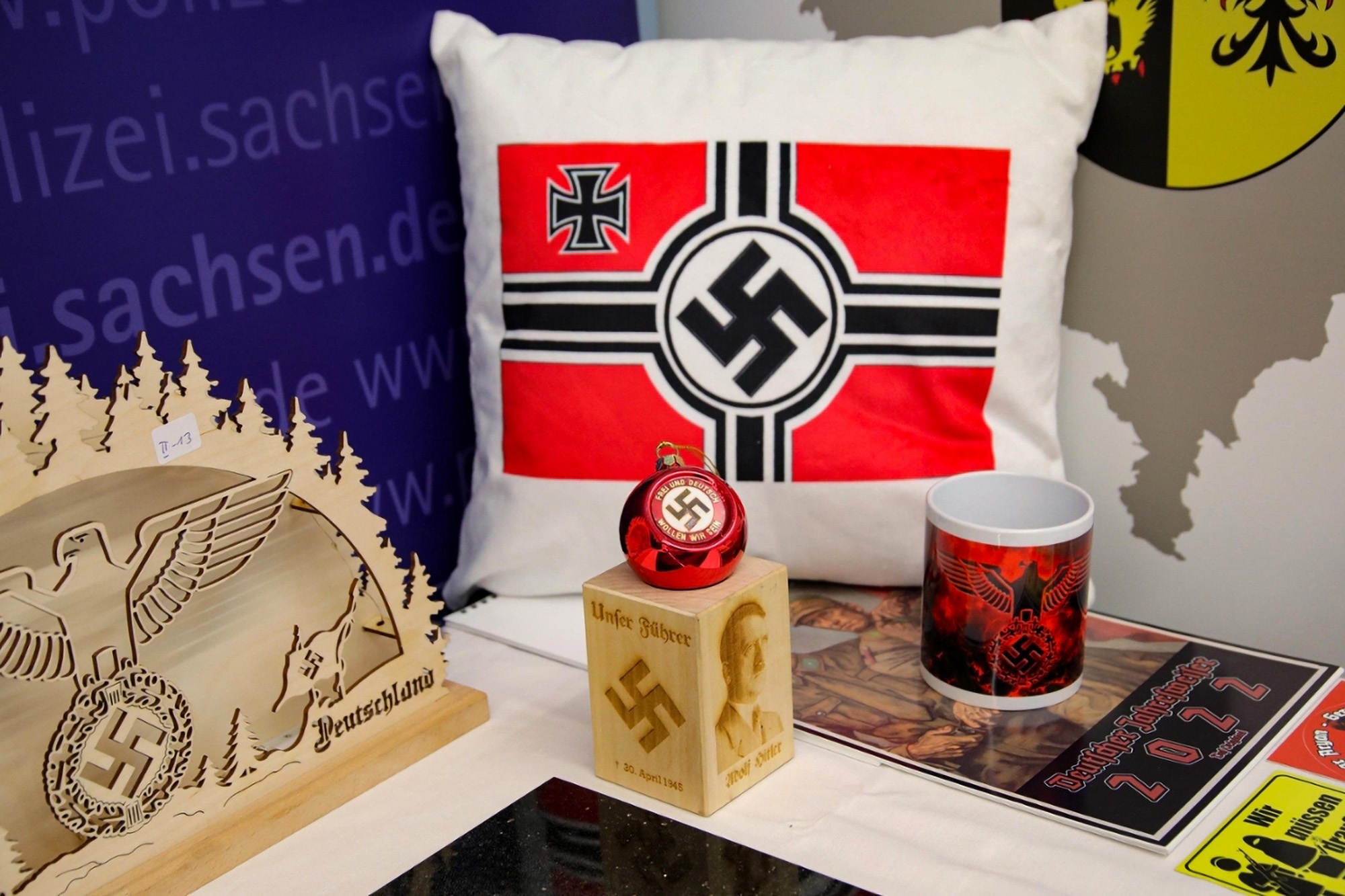 Read more about the article Cops Bust Nazi Santa Making Far Right ChristmasTree Decorations and Presents In Santa Workshop