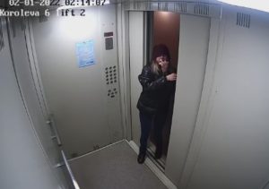 Read more about the article Moment Thug Pummels Woman In Building Lift In Russian City