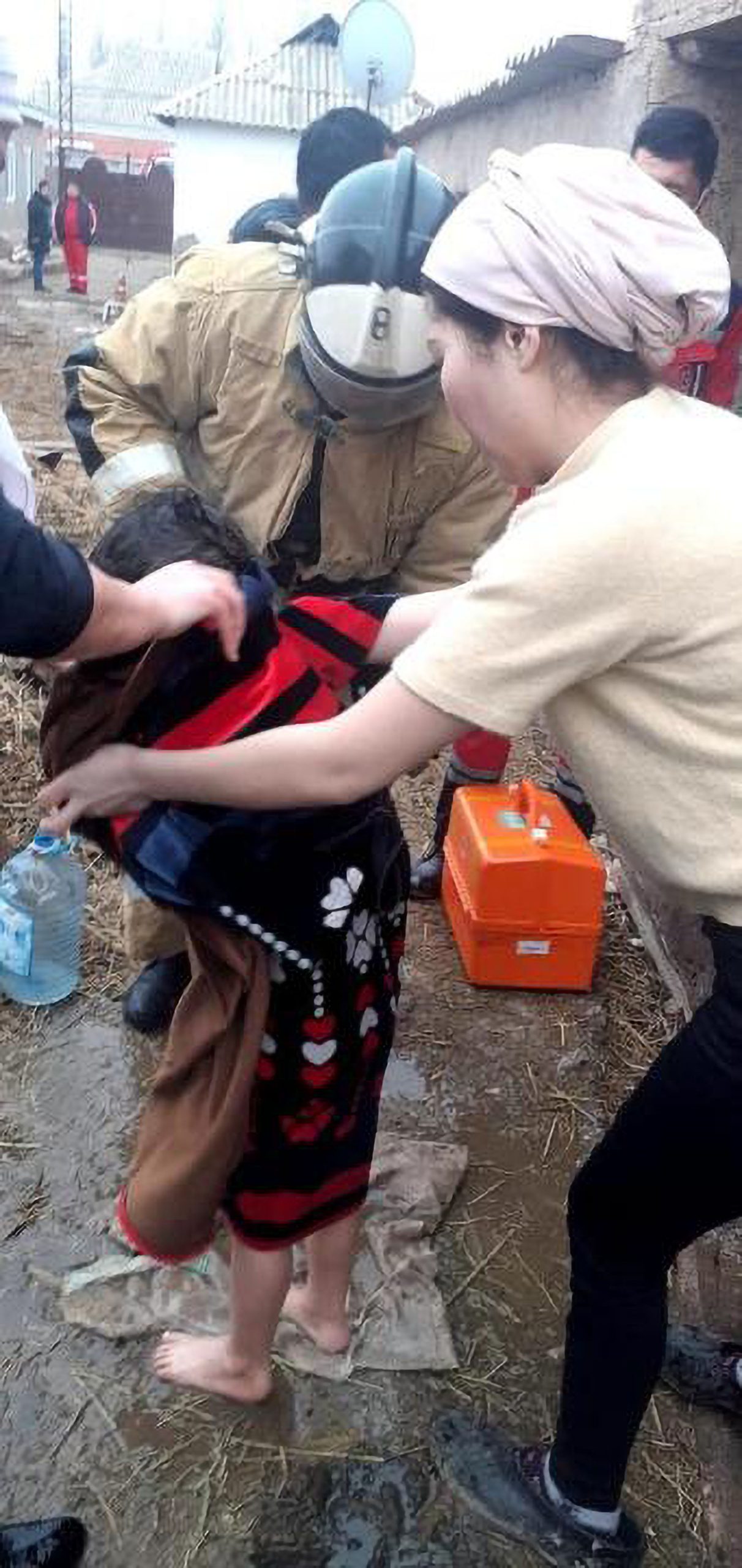 Read more about the article Kazakh Boy, 6, Rescued After Falling 13 Feet Into Stinky Pit Toilet