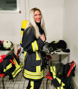 Read more about the article Bodybuilding Firewoman Proves Shes Real Hot Stuff