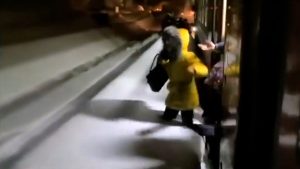 Read more about the article Russian Commuters Jump Into Waist High Snowdrift On Platform After Strong Storm
