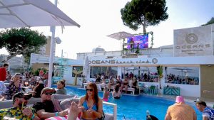 Read more about the article POOL PLUNGE: Brit Teen Fighting For Life After Diving Headfirst Into Shallow Pool At Magaluf Beach Club