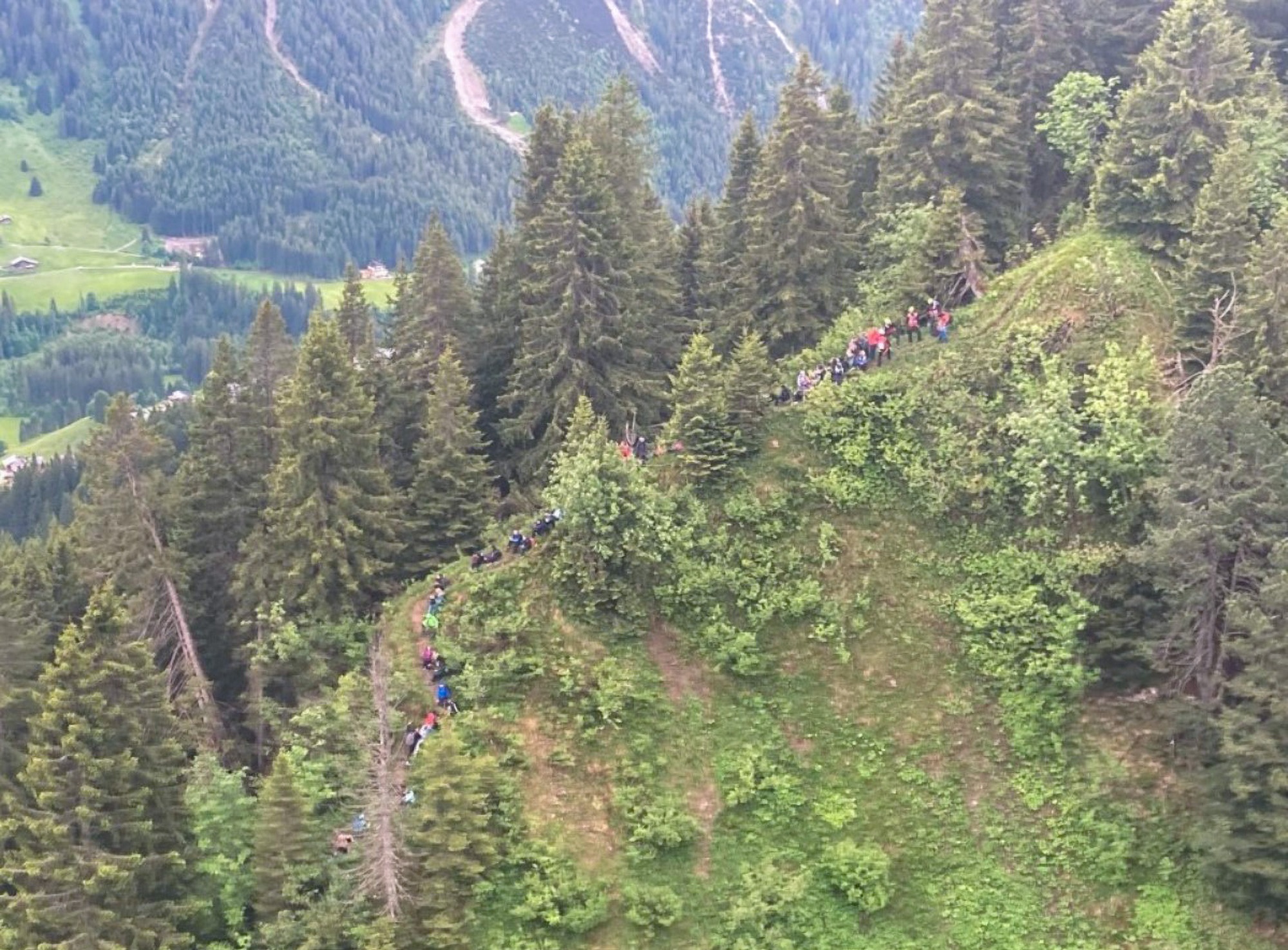 Read more about the article PLEASE ALP US: 99 Children Airlifted From Mountain After Teachers Bungle Hike