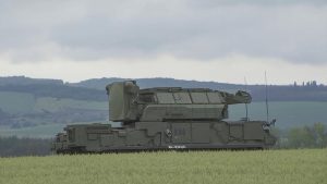 Read more about the article WAR IN UKRAINE: Russia Shows Off Tor-M2 Air Defence System Taking Out Drone