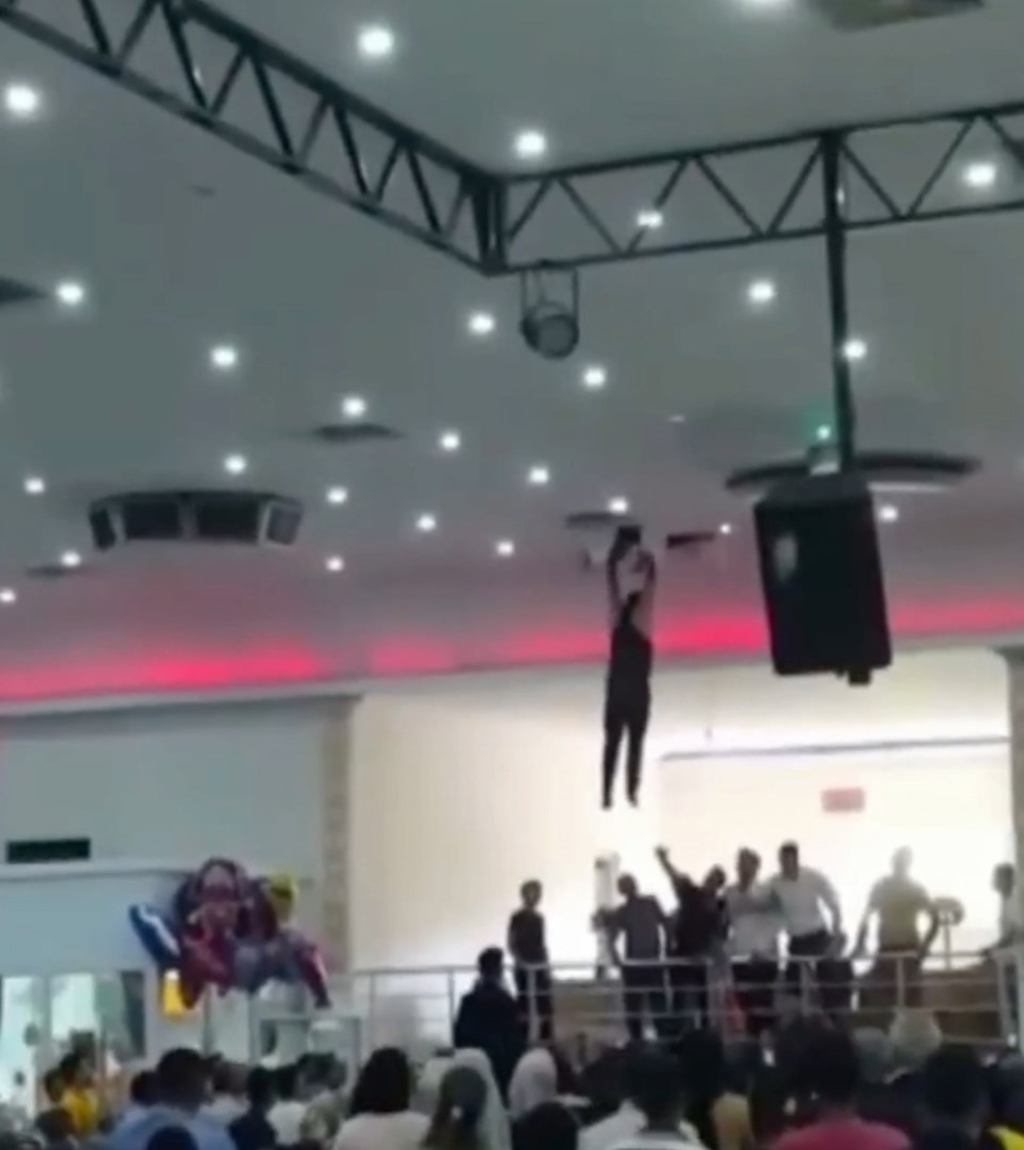 Read more about the article FRIGHT WEDDING: Terrified Guests Scream As Man Falls Through Ceiling