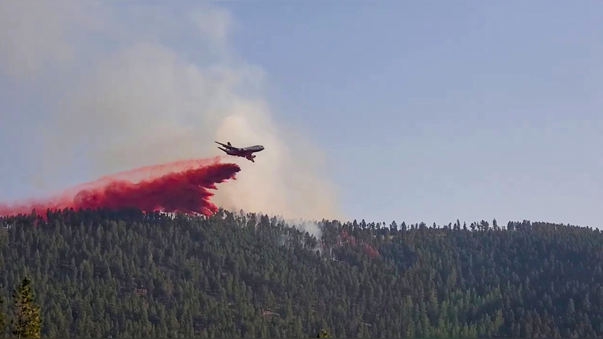 Read more about the article AMERICAN AIRSPRAYS: Planes Used To Quench Montana Wildfire