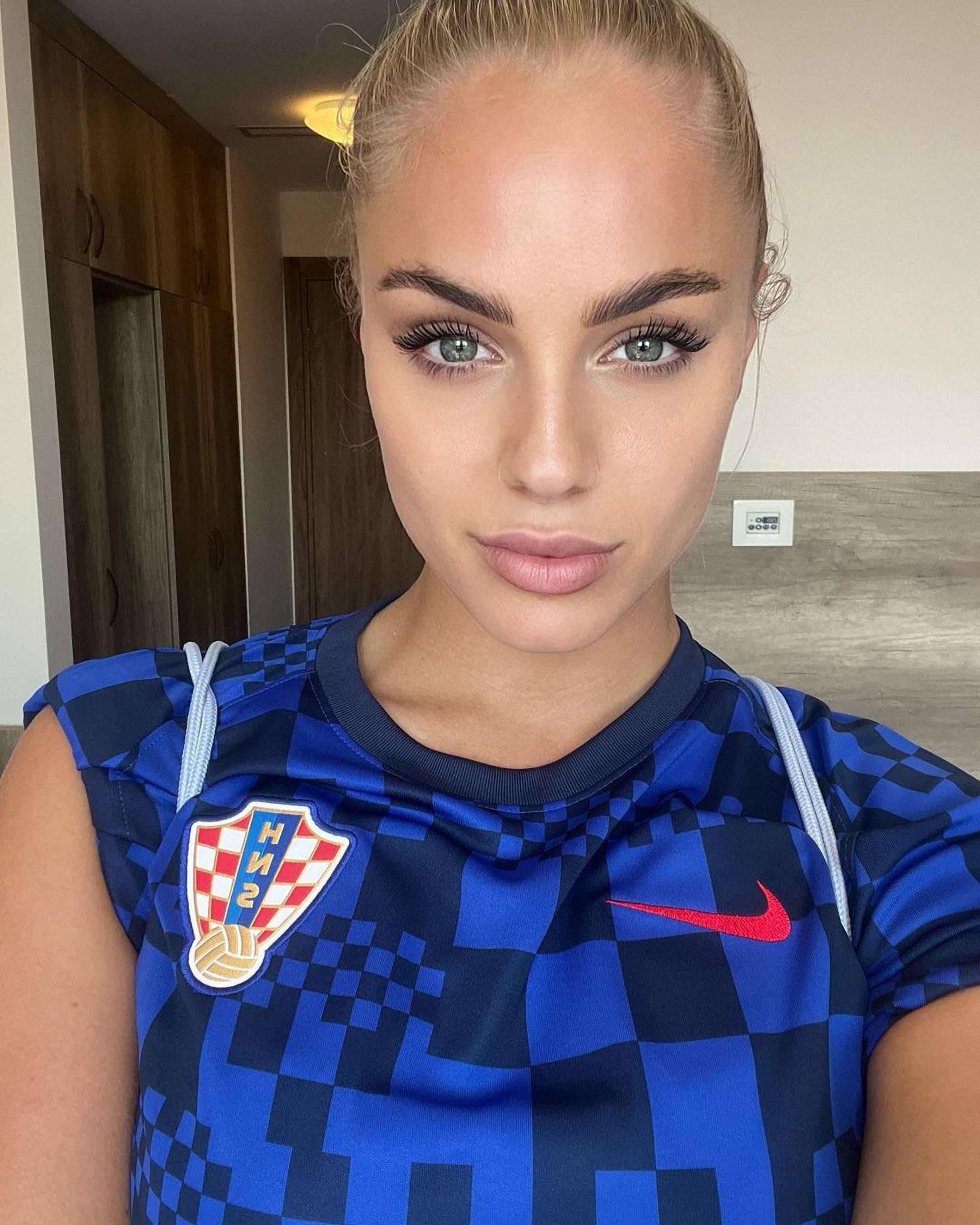 Read more about the article WORLD’S FINEST: World’s Most Beautiful Footballer Says She Wants To Move To England