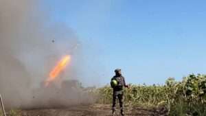 Read more about the article Ukrainian Forces Pummel Russian Troops And Equipment On The Frontlines