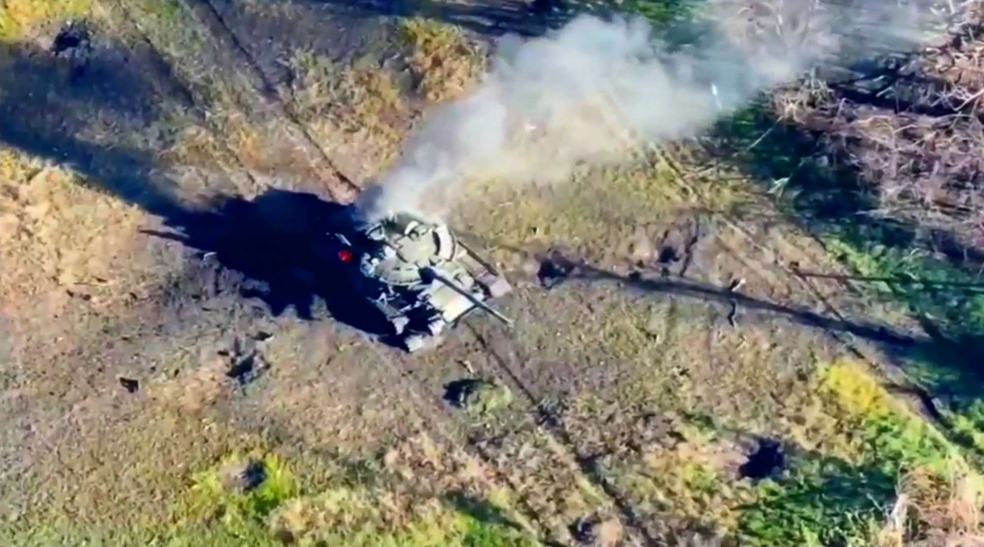 Read more about the article Russian T-72 Tank Burns After It Is Hit By Ukrainian Ordnance