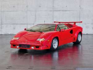 Read more about the article CLASSIC CAR: Lambo Owned By Racing Driver Mario Andretti Sells For GBP 400,000
