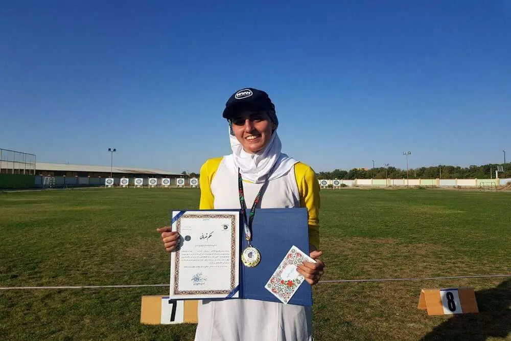 Read more about the article Brave Archer Foregoes Headscarf To Collect Award Before Sports Officials