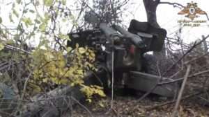 Read more about the article DPR Shows Self-Propelled Howitzer Firing At Fortified Ukrainian Position