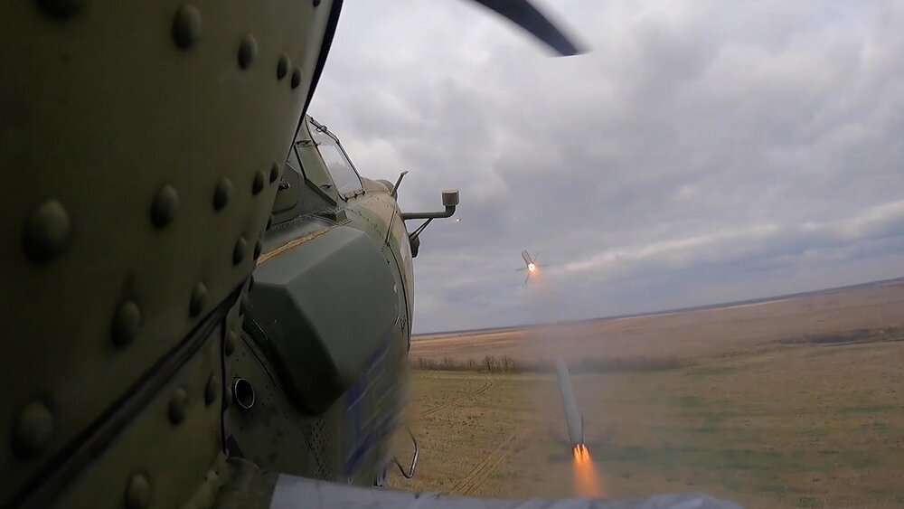 Read more about the article Russia Says Its Mi-28n Attack Helicopters Fired Missiles At And Destroyed Ukrainian Military Positions