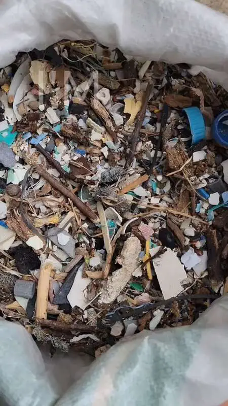 Read more about the article PLASTIC FANTASTIC: Breakthrough In Scrubbing Microplastics From The World’s Oceans
