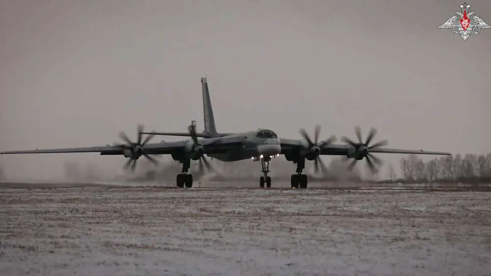 Read more about the article Russia Says It Flew Nuclear-Capable Tu-95MS Bombers In Tough Weather Exercises