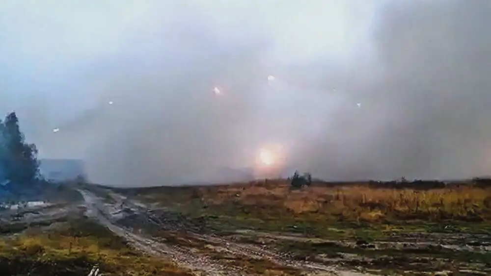 Read more about the article Ukrainian Forces Fire Impressive Barrage Of Missiles At Russian Positions