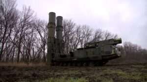 Read more about the article Russia Shows S-300V Air Defence System Allegedly Shooting Air Target