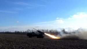 Read more about the article Russian MLRS BM-21 ‘Grad’ Fires Rockets At Ukrainian Military Positions
