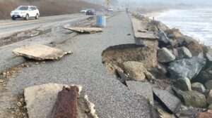 Read more about the article EMPTY ROAD: California Storms Flood Steets And Cause Damage