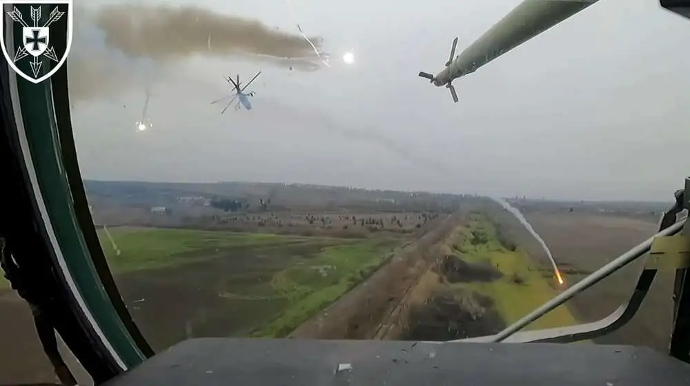 Read more about the article Ukrainian Мі-8 And Мі-24 Attack Helicopters Hit Russian Positions
