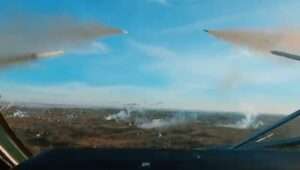 Read more about the article Ukrainian Helicopters Destroy Russian Military Positions