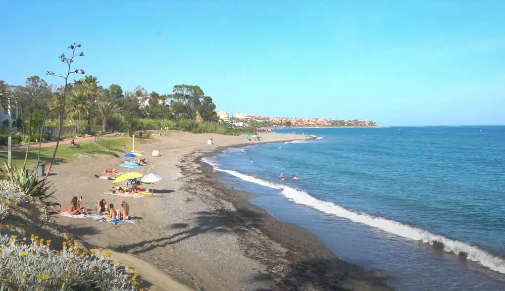 Read more about the article HEAD SCRATCHER: Mystery As Headless Woman Washes Up On Marbella Beach