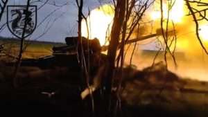 Read more about the article Ukrainian Marines Obliterate Russian Tank With Well-Aimed Shot From Anti-Tank Gun