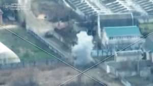 Read more about the article Ukrainian Border Guards Use Kamikaze Drone And Artillery To Take Out Russian Armoured Vehicles And Troops