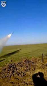 Read more about the article Moment Ukrainian Soldier Shoot Down Russian Cruise Missile Using Man-Portable Guided Missile Launcher