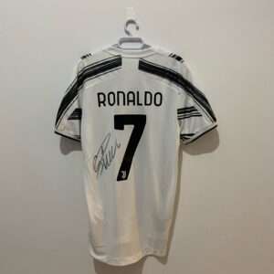 Read more about the article Ronaldo, Bonucci, Dybala Football Kits Raise Over GBP 200,000 For Earthquake Victims