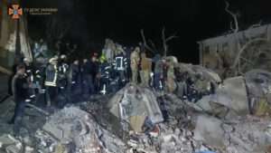 Read more about the article Ukrainian Rescuers Search For Survivors In Rubble After Russian Missile Hits Apartment Block In Kramatorsk