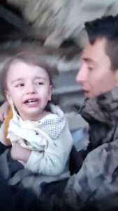 Read more about the article TURKEY EARTHQUAKE: Incredible Moment Miracle Twin Tots Pulled Alive From Rubble
