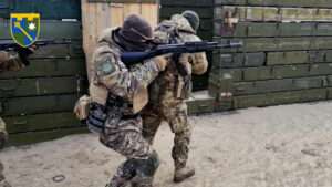 Read more about the article Ukrainian Intelligence Instructors Train Soldiers To Fight In Close Combat