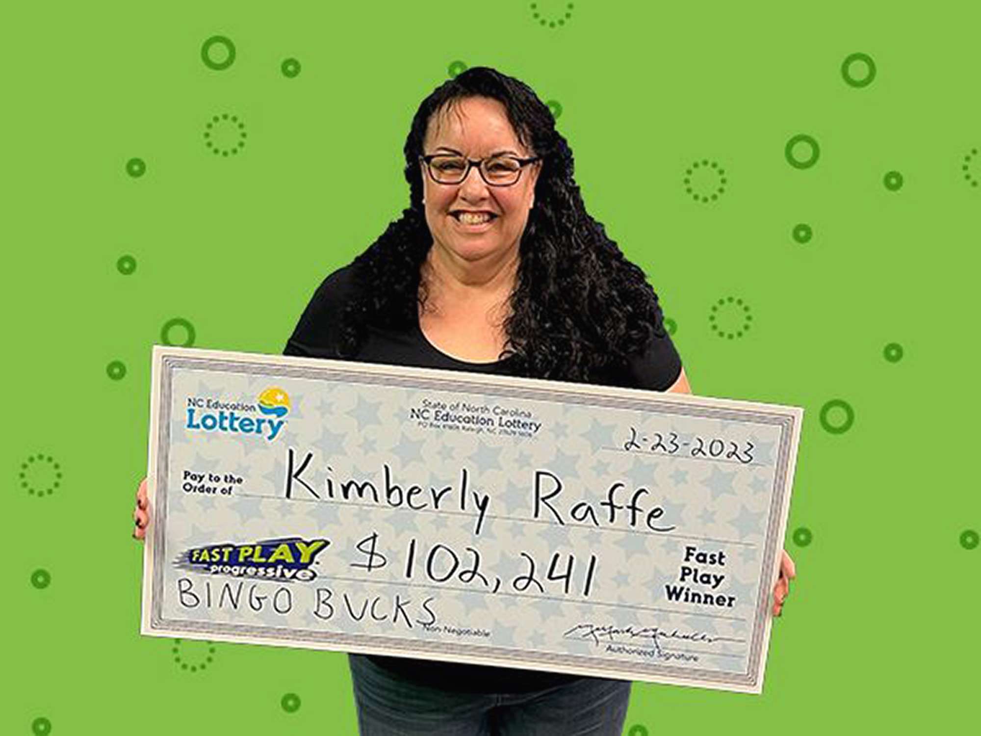 Read more about the article US Woman Grabs Cash Same Day Before She Wakes From Dream After Hitting Lottery Jackpot