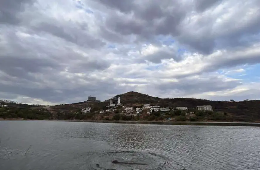 Police Search For New Nessie In Mexican Lake