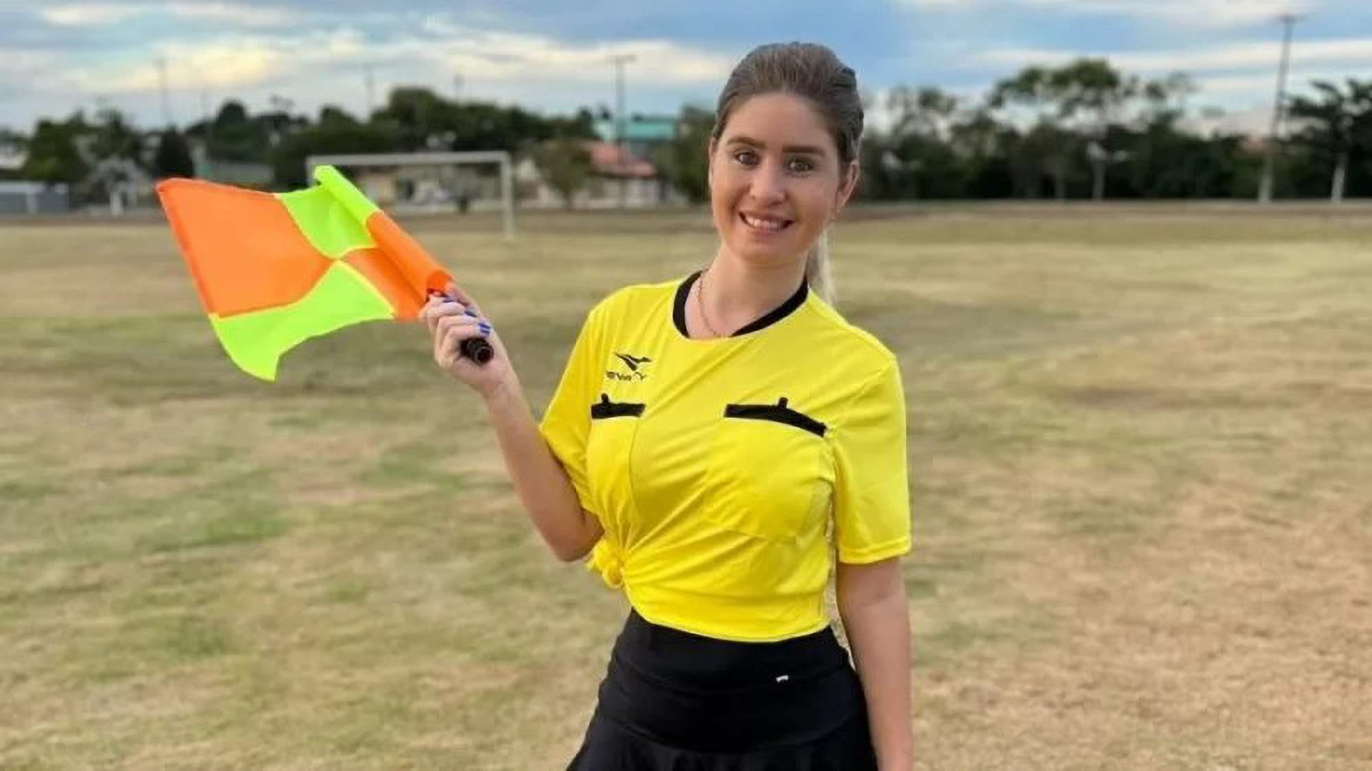 Read more about the article OnlyFans Star Studying To Become Soccer Lineswoman