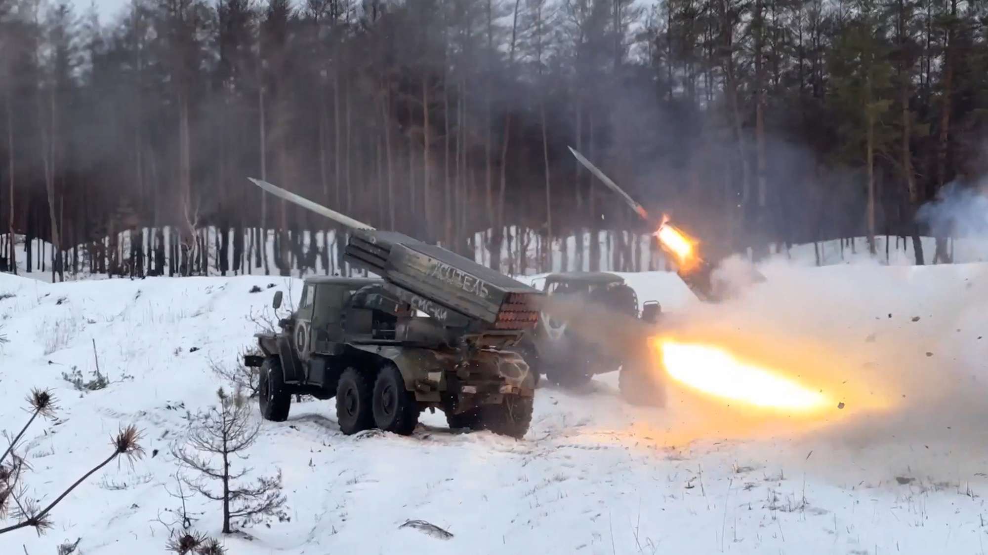 Read more about the article Russia Says It Has Hit Ukrainian Fortified Positions, Equipment And Manpower With BM-21 ‘Grad’ MLRS