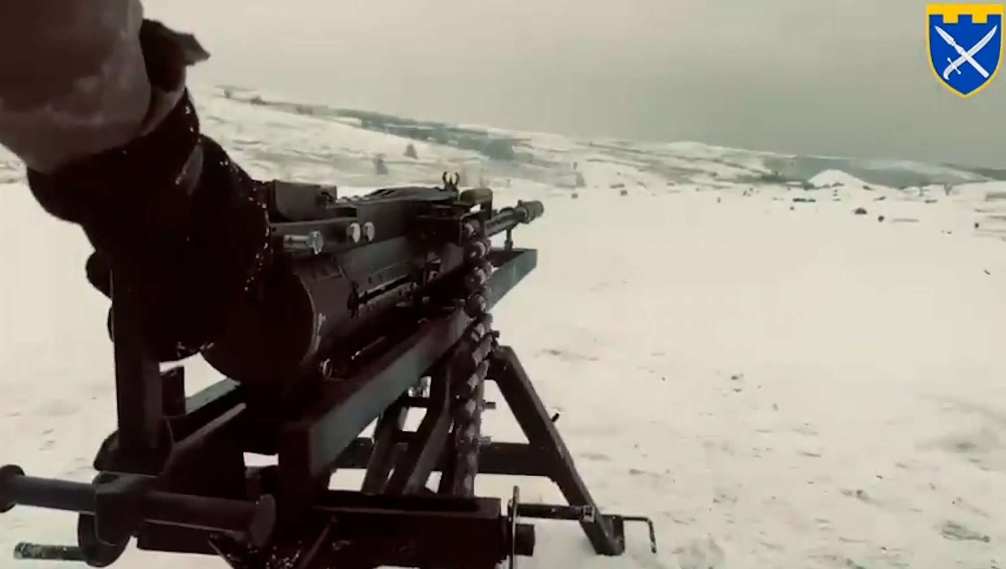 Read more about the article Ukrainian Troops Practice Using Heavy Machine Gun In Snowy Conditions
