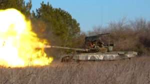Read more about the article Russia Says Its T-72A Tanks Destroyed Ukrainian Positions On Right Bank Of Dnieper River