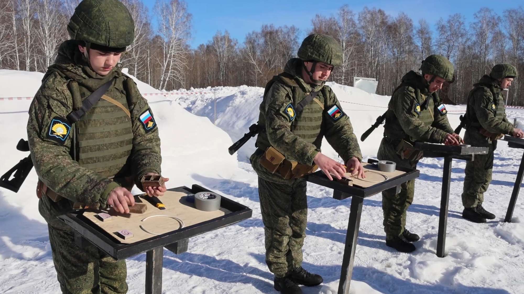 Read more about the article  Russia Shows Recruits Training To Assemble And Detonate Explosives