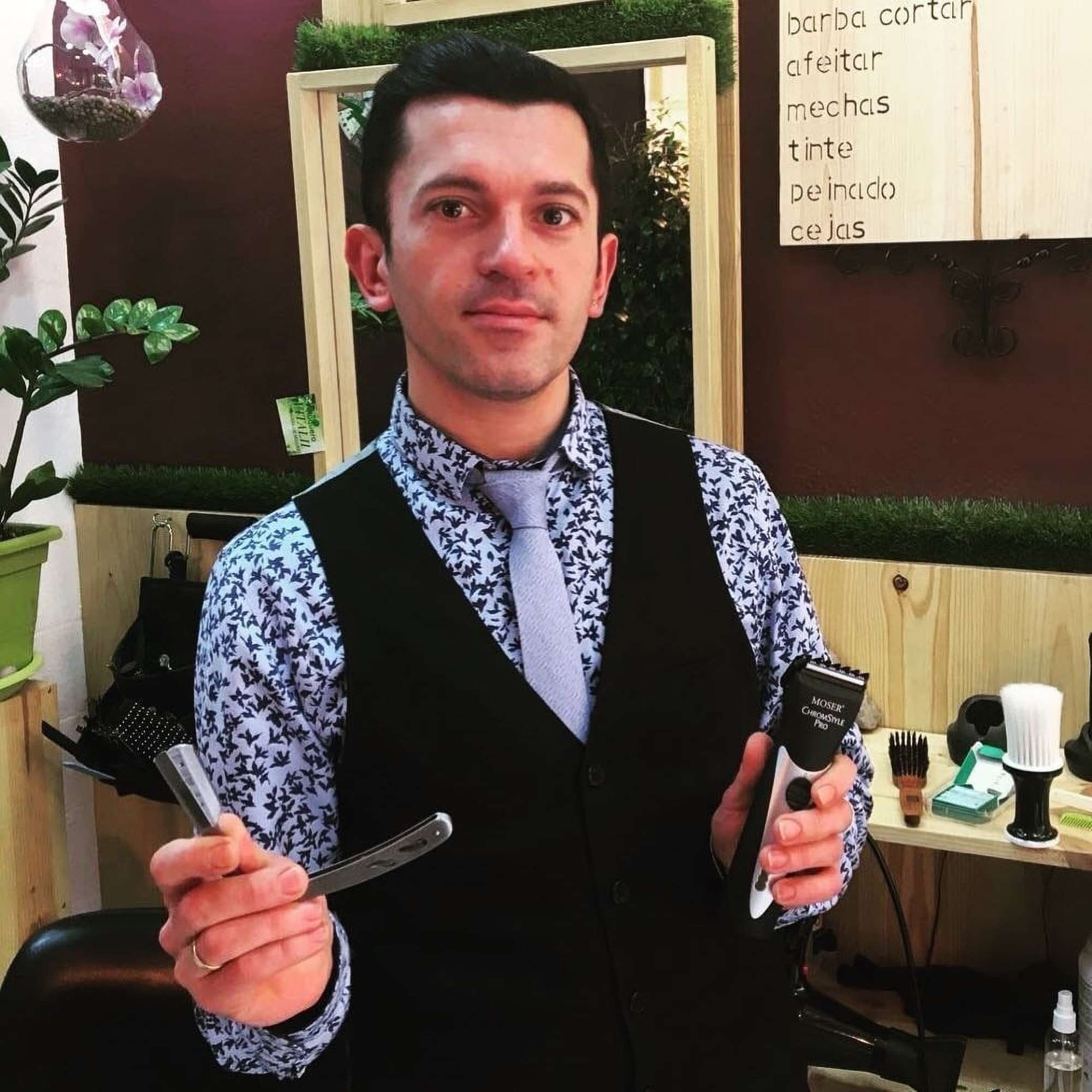 Read more about the article  Hairdresser Chased From Ukraine In Homophobic Attack Dies After Returning From Spain To Fight Russians