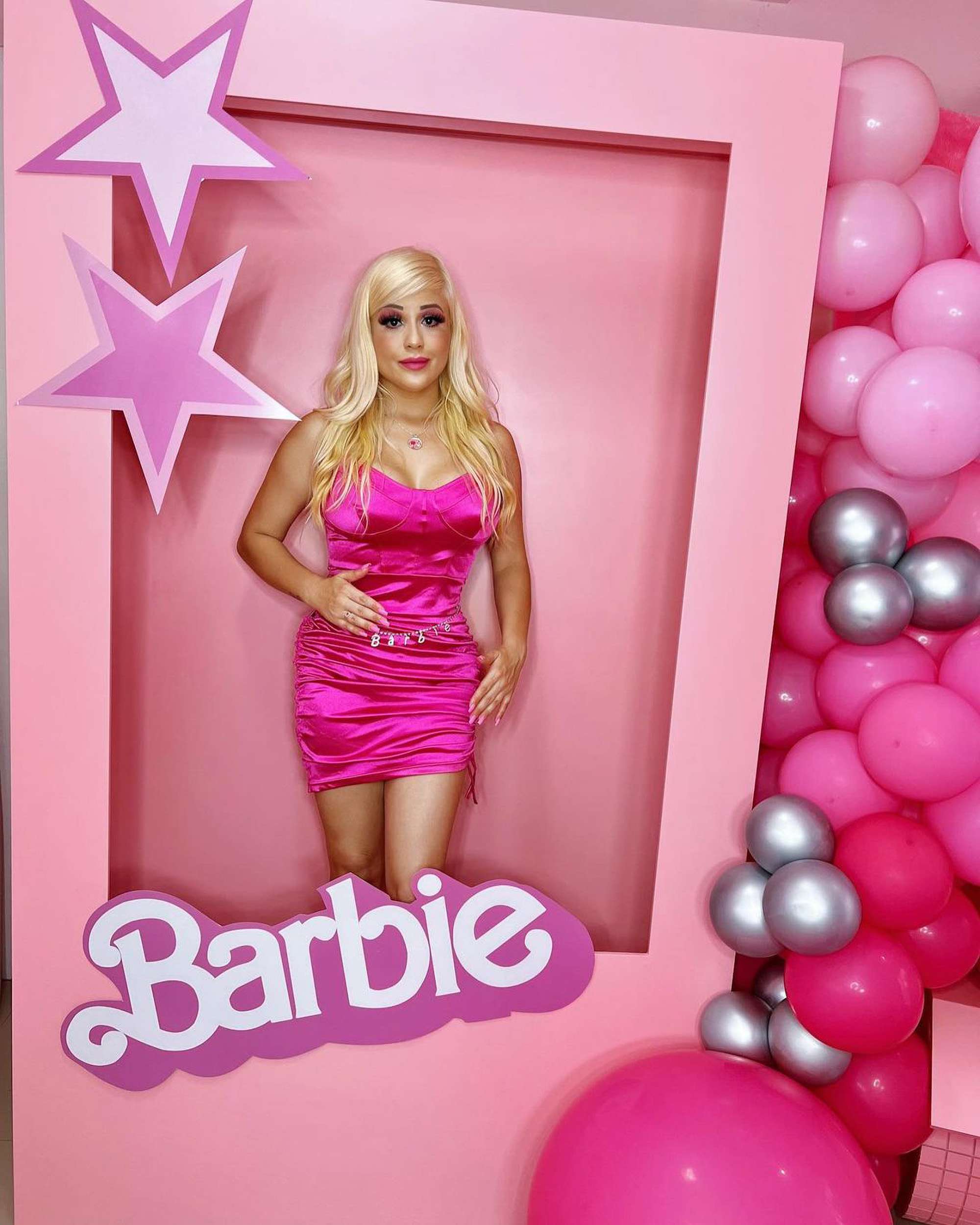 Read more about the article Brazilian Barbie Gets Her Dream Pink House Ahead Of Margot Robbie Summer Blockbuster