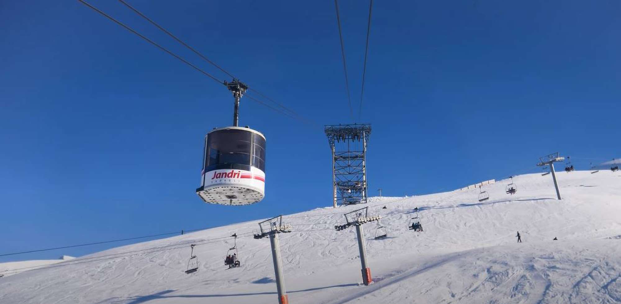 Read more about the article Drunken French Skier Impaled On Pole In Front Of Friend After Plunging From Gondola
