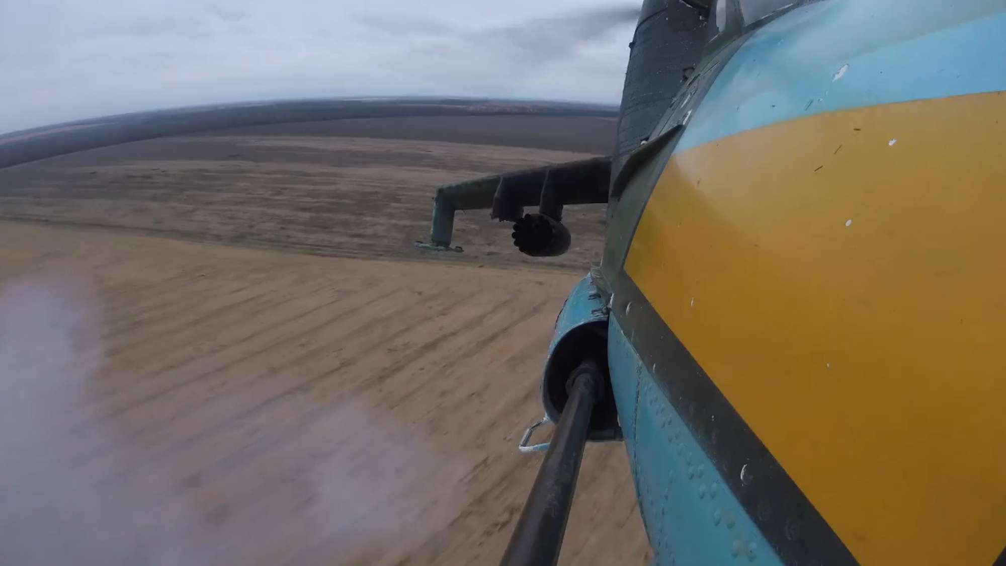 Read more about the article  Ukrainian Helicopters Fire Missiles And Machine Guns At Russian Positions