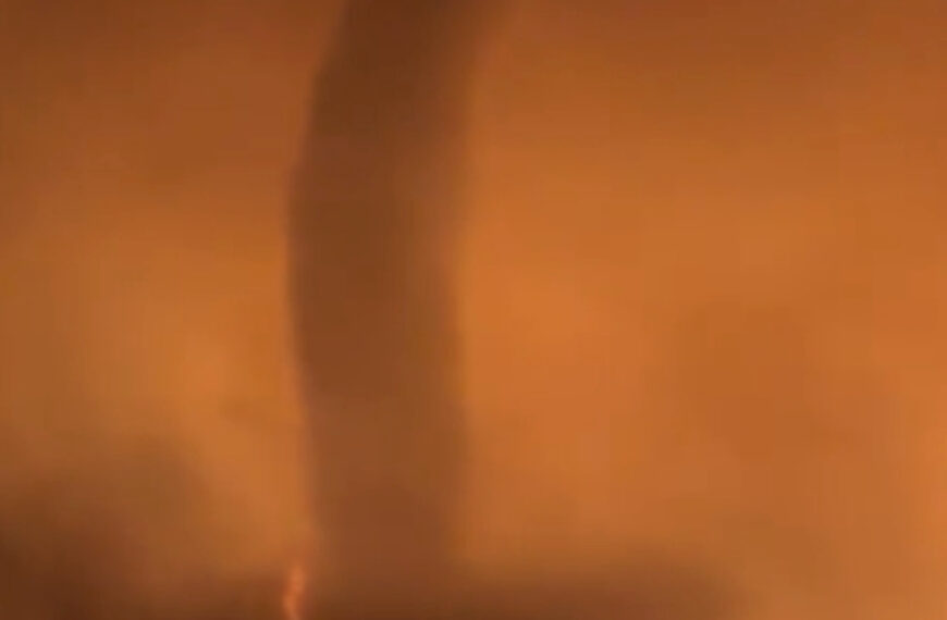 Extremely Rare Fire Tornado Forms During Wildfire Amid Unusual Conditions