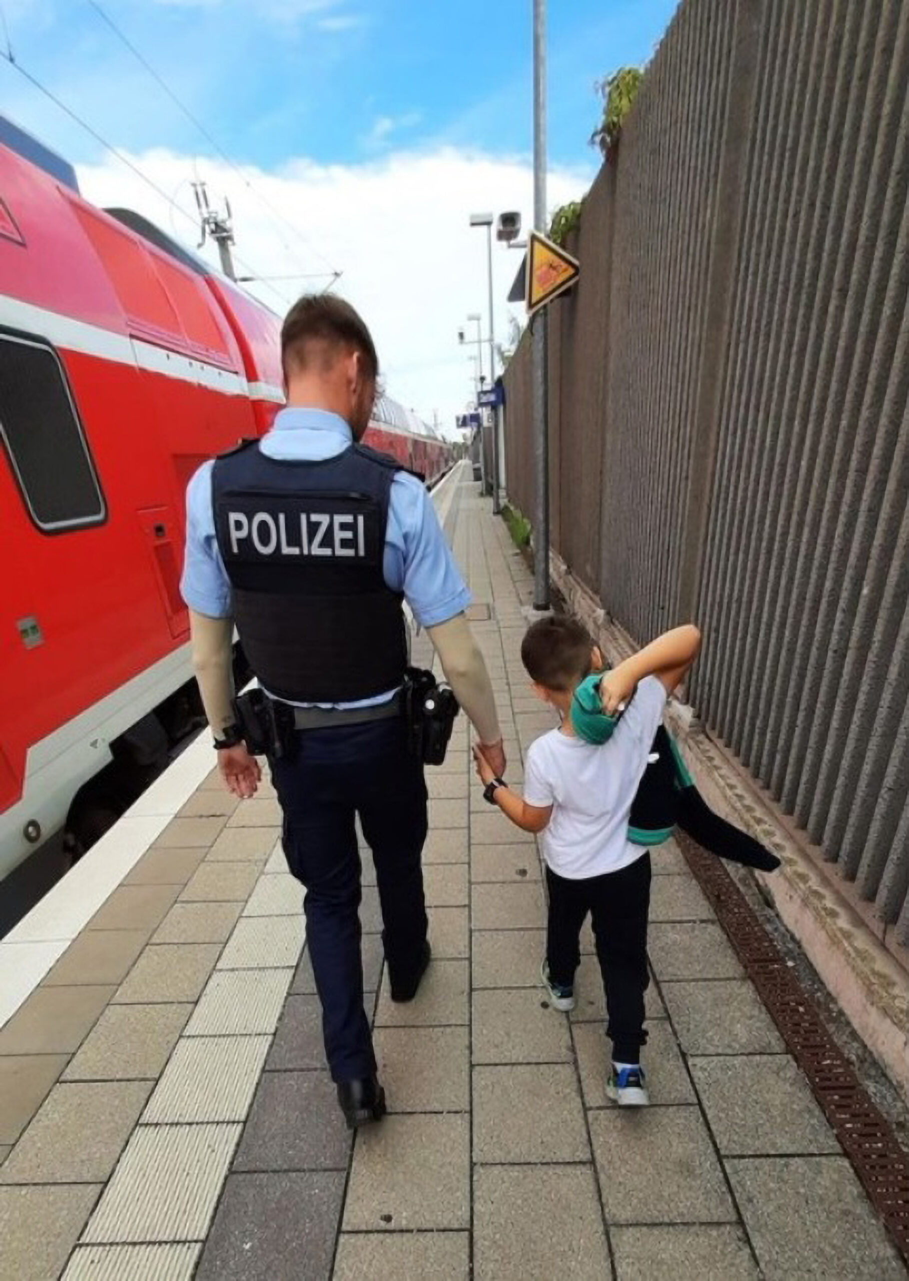 Read more about the article Seven-Year-Old Boy Leaves Parents Behind On Express Train