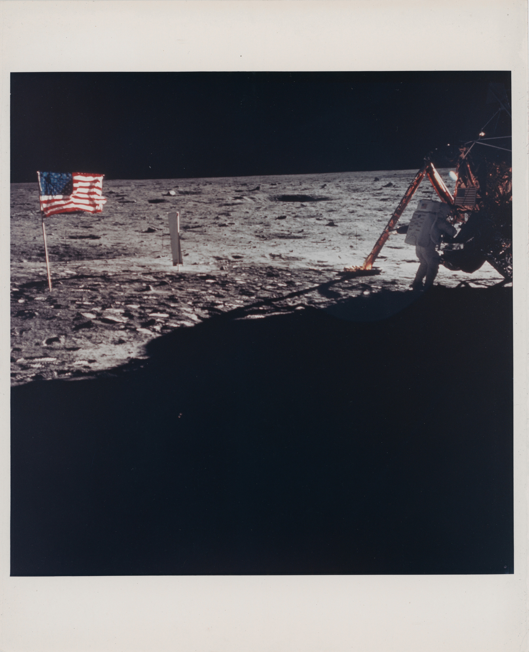 Read more about the article  Hundreds Of Snaps From NASA Moon Missions To Be Auctioned